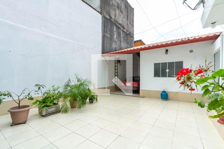 Casa à venda com 273m², 4 quartos e 3 vagasQuintal