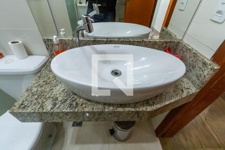 Casa à venda com 273m², 4 quartos e 3 vagasBanheiro Social