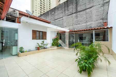 Casa à venda com 273m², 4 quartos e 3 vagasQuintal