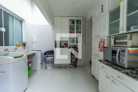 Casa à venda com 273m², 4 quartos e 3 vagasÁrea de Serviço