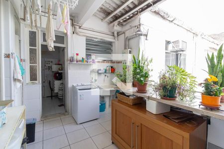 Apartamento à venda com 92m², 2 quartos e sem vagaLavanderia