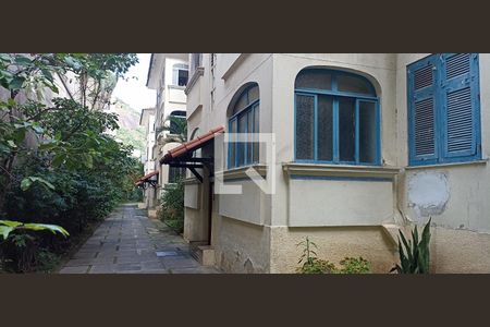 Apartamento à venda com 92m², 2 quartos e sem vagaÁrea comum