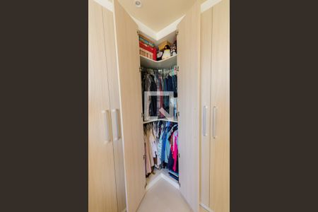 Apartamento à venda com 74m², 2 quartos e 2 vagasQuarto 2