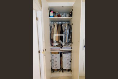 Apartamento à venda com 74m², 2 quartos e 2 vagasQuarto 1