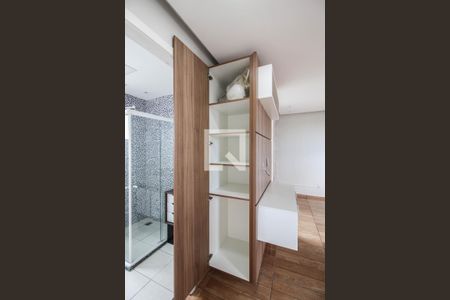 Sala de apartamento para alugar com 2 quartos, 43m² em Banco de Areia, Mesquita