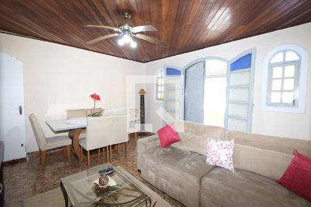 Sala 1 de casa para alugar com 3 quartos, 150m² em Cidade São Mateus, São Paulo