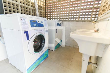 Studio para alugar com 34m², 1 quarto e sem vaga Studio para alugar com 34m², 1 quarto e sem vagaÁrea de Serviço