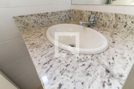 Banheiro de kitnet/studio para alugar com 1 quarto, 34m² em Parque da Mooca, São Paulo