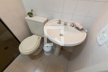 Apartamento para alugar com 69m², 3 quartos e 1 vaga Apartamento para alugar com 69m², 3 quartos e 1 vagaBanheiro 2