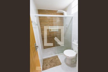 Casa de condomínio para alugar com 180m², 3 quartos e 2 vagas Casa de condomínio para alugar com 180m², 3 quartos e 2 vagasBanheiro Social