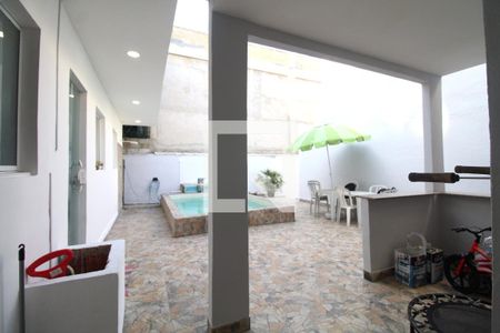 Casa de condomínio para alugar com 180m², 3 quartos e 2 vagas Casa de condomínio para alugar com 180m², 3 quartos e 2 vagasÁrea gourmet