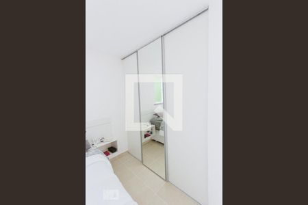 Casa de condomínio para alugar com 180m², 3 quartos e 2 vagas Casa de condomínio para alugar com 180m², 3 quartos e 2 vagasSuíte