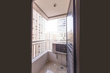 Apartamento para alugar com 75m², 3 quartos e 2 vagas Apartamento para alugar com 75m², 3 quartos e 2 vagasSuite