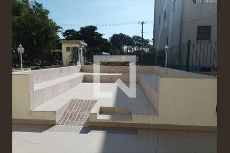 Apartamento para alugar com 90m², 2 quartos e 1 vaga Apartamento para alugar com 90m², 2 quartos e 1 vagaDeck de concreto