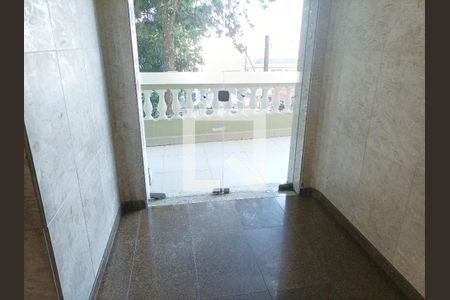 Apartamento para alugar com 90m², 2 quartos e 1 vaga Apartamento para alugar com 90m², 2 quartos e 1 vagaHall de social