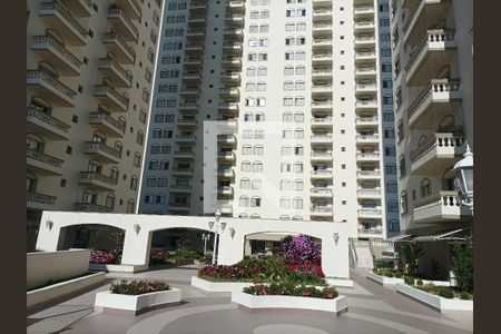 Apartamento para alugar com 90m², 2 quartos e 1 vaga Apartamento para alugar com 90m², 2 quartos e 1 vagaFachada do Prédio