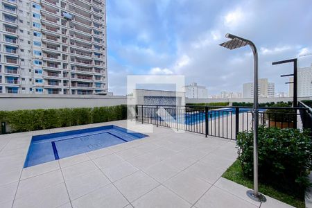 Apartamento à venda com 37m², 1 quarto e 1 vagaÁrea comum - Piscina