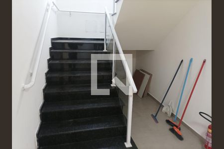 Apartamento para alugar com 39m², 2 quartos e sem vagaHall social