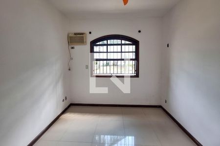 Casa para alugar com 360m², 3 quartos e 2 vagasQuarto 2