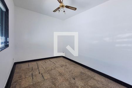 Quarto 1 de casa para alugar com 3 quartos, 360m² em Serra Grande, Niterói