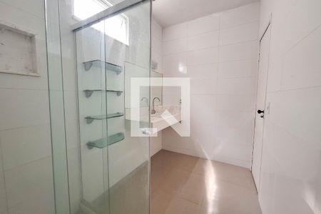Casa para alugar com 360m², 3 quartos e 2 vagasBanheiro