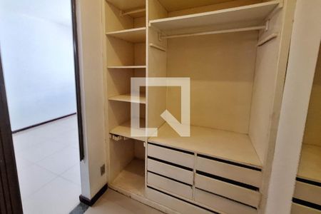 Casa para alugar com 360m², 3 quartos e 2 vagasDetalhe