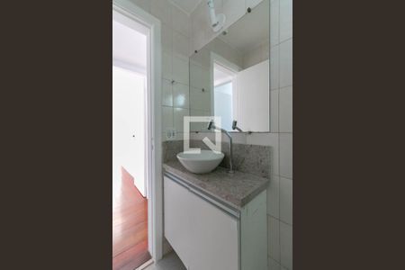 Apartamento para alugar com 140m², 4 quartos e 3 vagas Apartamento para alugar com 140m², 4 quartos e 3 vagasBanheiro Social
