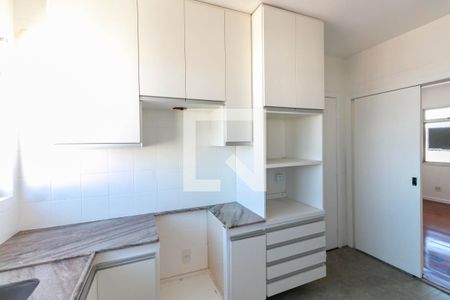 Apartamento para alugar com 140m², 4 quartos e 3 vagas Apartamento para alugar com 140m², 4 quartos e 3 vagasCozinha