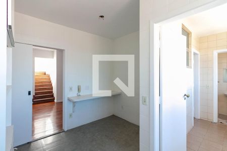 Apartamento para alugar com 140m², 4 quartos e 3 vagas Apartamento para alugar com 140m², 4 quartos e 3 vagasCozinha