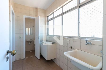 Apartamento para alugar com 140m², 4 quartos e 3 vagas Apartamento para alugar com 140m², 4 quartos e 3 vagasÁrea de Serviço