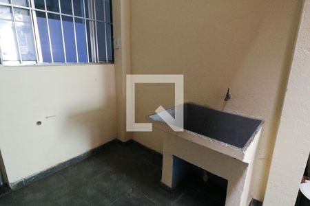 Área de Serviço de casa para alugar com 1 quarto, 16m² em Jardim Raposo Tavares, São Paulo