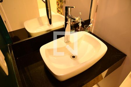 Apartamento para alugar com 110m², 2 quartos e 3 vagasBanheiro da Suíte 2