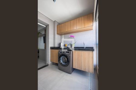 Studio - Varanda de kitnet/studio para alugar com 1 quarto, 30m² em Pinheiros, São Paulo