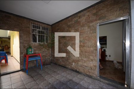 Casa à venda com 269m², 5 quartos e 1 vagaGarragem