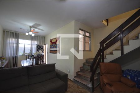 Sala de casa à venda com 5 quartos, 269m² em Vila Kosmos, Rio de Janeiro