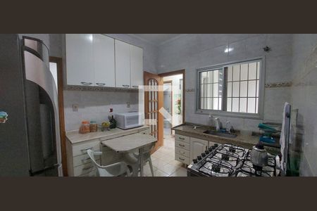 Casa à venda com 100m², 3 quartos e 1 vaga Casa à venda com 100m², 3 quartos e 1 vagaCozinha