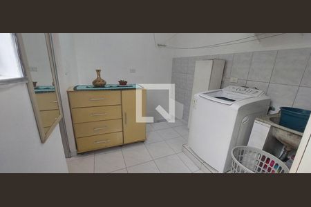 Casa à venda com 100m², 3 quartos e 1 vaga Casa à venda com 100m², 3 quartos e 1 vagaÁrea de serviços