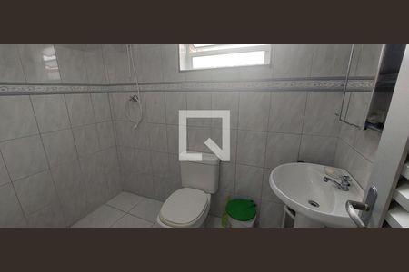 Casa à venda com 100m², 3 quartos e 1 vaga Casa à venda com 100m², 3 quartos e 1 vagaBanheiro 1