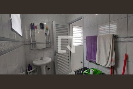 Casa à venda com 100m², 3 quartos e 1 vaga Casa à venda com 100m², 3 quartos e 1 vagaBanheiro 1