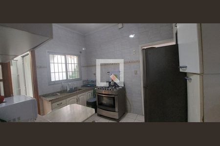 Casa à venda com 100m², 3 quartos e 1 vaga Casa à venda com 100m², 3 quartos e 1 vagaCozinha