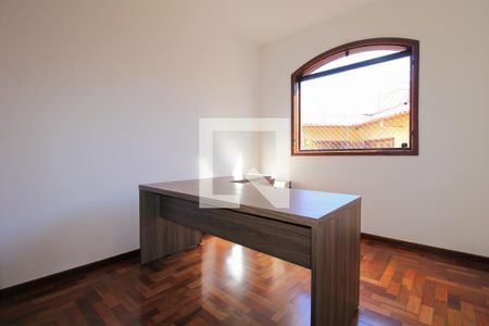 Quarto 1 de casa à venda com 4 quartos, 300m² em Belvedere, Belo Horizonte
