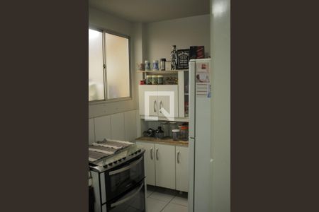 Cozinha de apartamento à venda com 2 quartos, 46m² em Cabral, Contagem