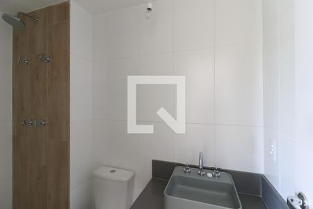 Apartamento à venda com 108m², 3 quartos e 2 vagas Apartamento à venda com 108m², 3 quartos e 2 vagasBanheiro da Suíte 1