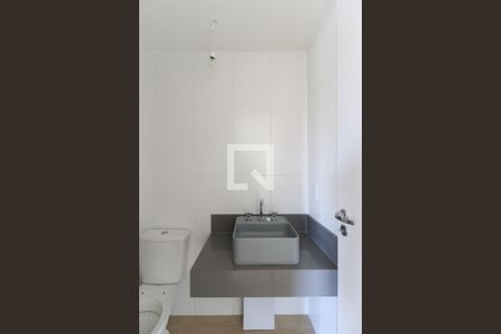 Apartamento à venda com 108m², 3 quartos e 2 vagas Apartamento à venda com 108m², 3 quartos e 2 vagasBanheiro da Suíte 1