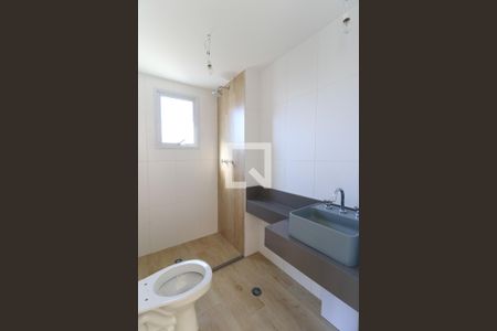 Apartamento à venda com 108m², 3 quartos e 2 vagas Apartamento à venda com 108m², 3 quartos e 2 vagasBanheiro da Suíte 2