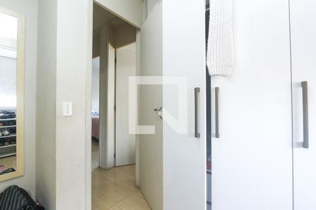 Quarto 1 de apartamento à venda com 3 quartos, 69m² em Humaitá, Porto Alegre