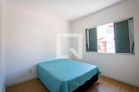 Casa à venda com 244m², 3 quartos e 2 vagasQuarto 3