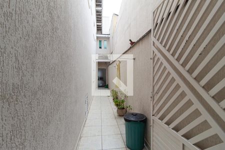 Casa à venda com 184m², 3 quartos e 2 vagasQuintal