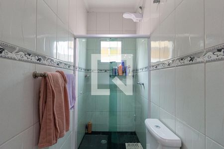 Casa à venda com 184m², 3 quartos e 2 vagasBanheiro da suíte 2