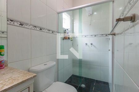 Casa à venda com 184m², 3 quartos e 2 vagasBanheiro da suíte 1